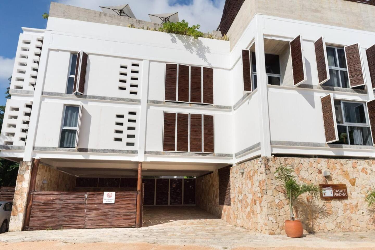 Casa De Piedra Tulum Aparthotel Exterior photo