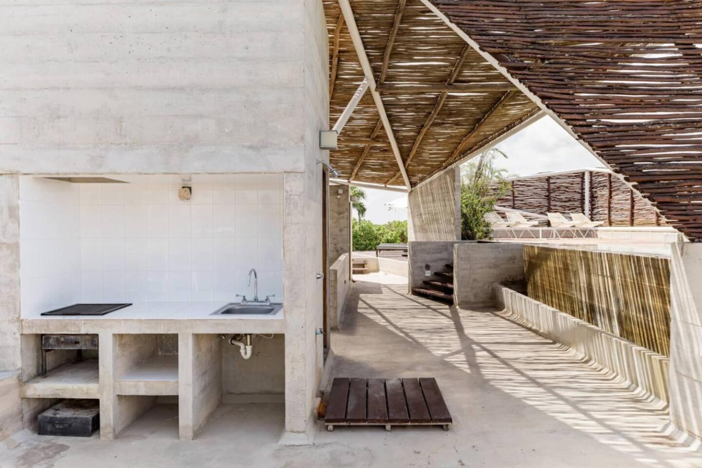 Casa De Piedra Tulum Aparthotel Exterior photo